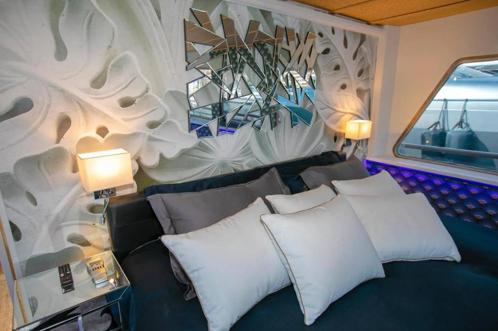 Superbe Experience A Bord! Hotel Menton 0*,  France